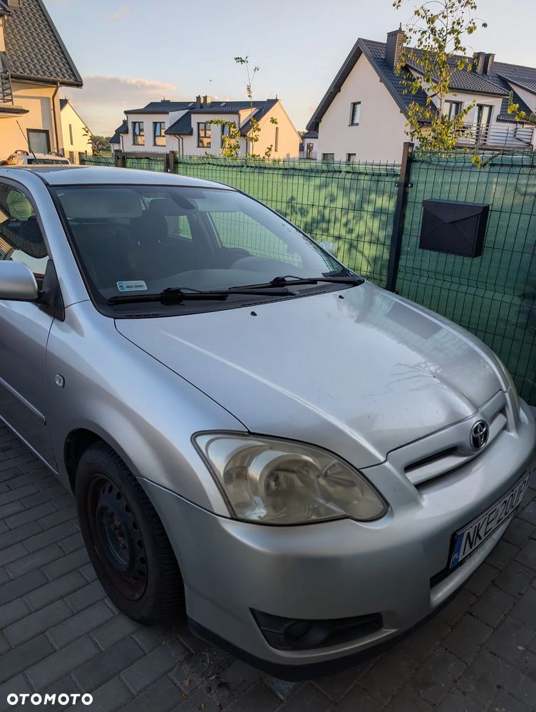 Toyota Corolla 1.4 D-4D Luna - 1