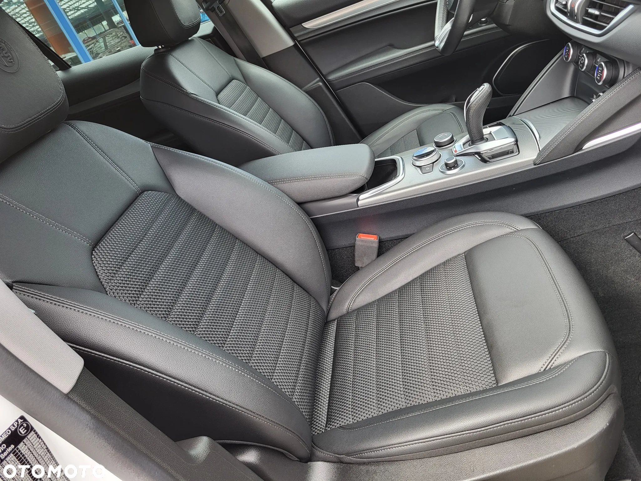 Alfa Romeo Stelvio 2.0 Turbo Sprint Q4 - 26