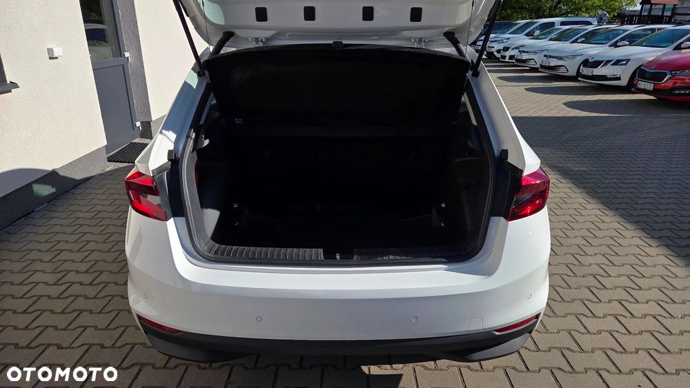 Skoda Fabia 1.0 Ambition - 24