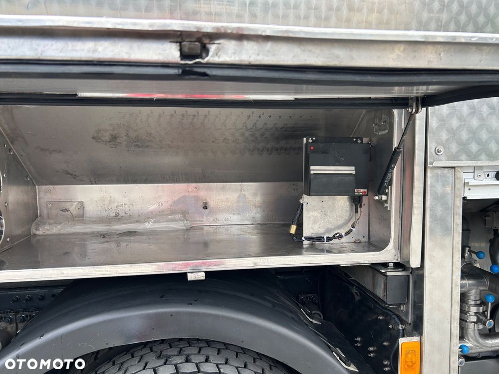 Volvo FM - 9