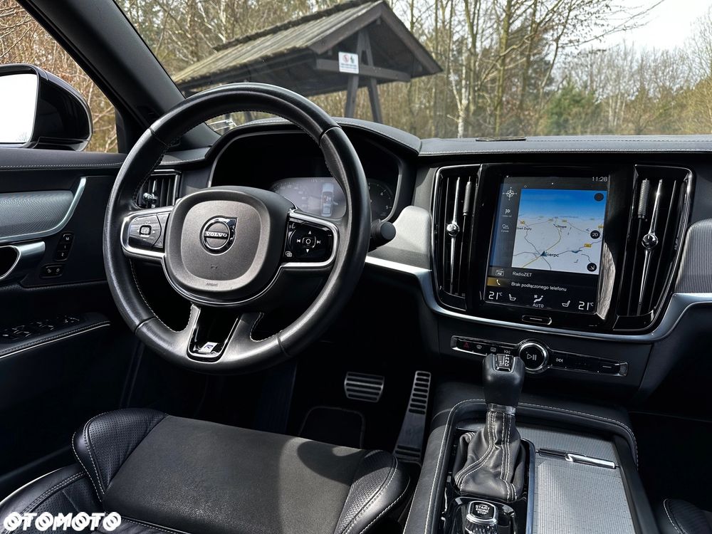 Volvo S90 D4 R-Design - 39