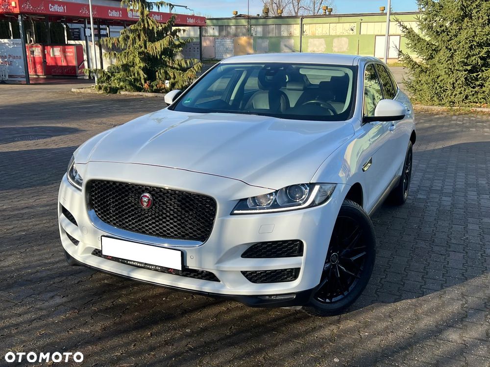 Jaguar F-Pace P250 AWD R-Dynamic SE - 1