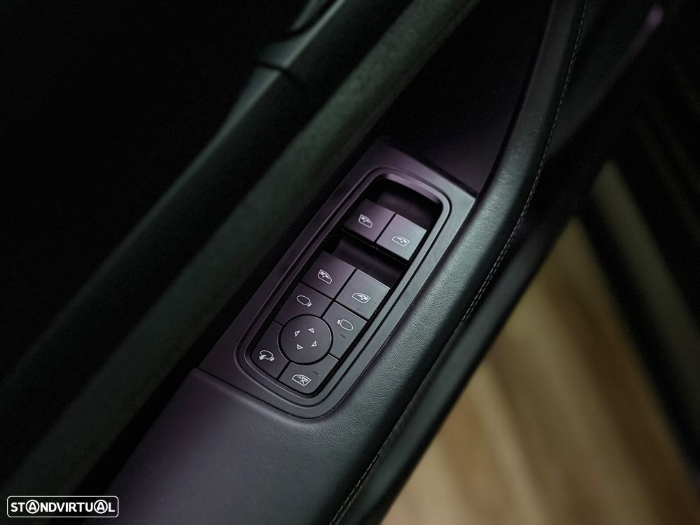 Porsche Taycan Sport Turismo GTS - 42