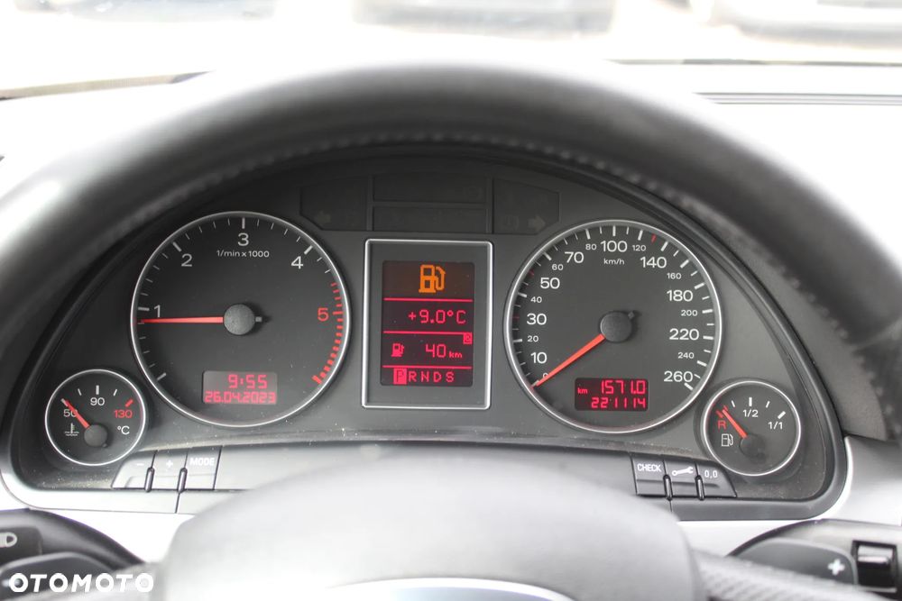 Audi A4 Avant - 7