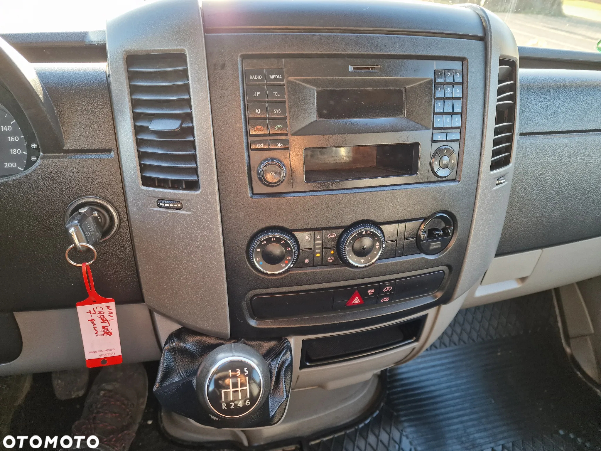 Volkswagen Crafter - 18