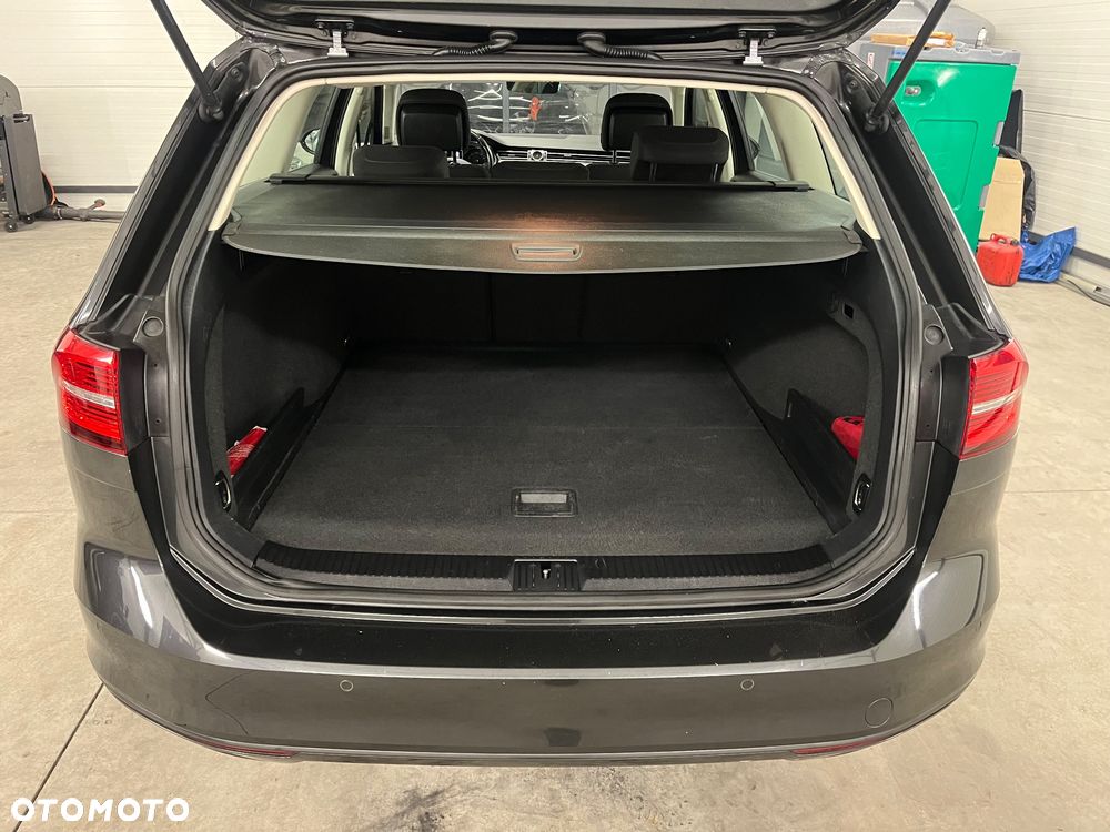 Volkswagen Passat 2.0 TDI BMT Highline - 20