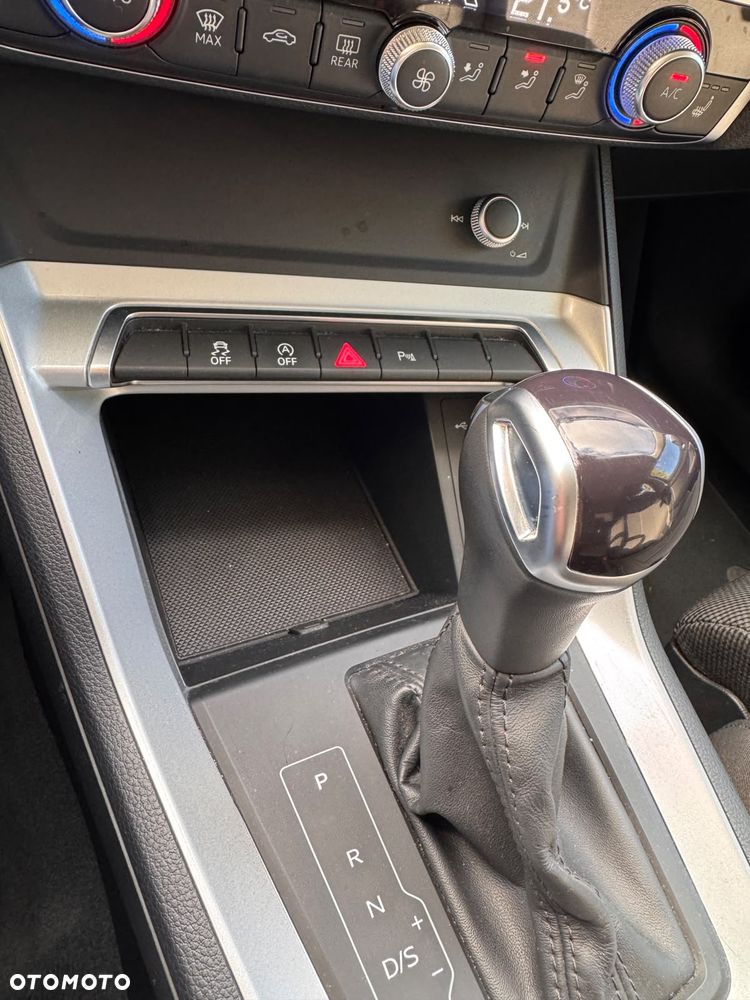 Audi Q3 - 18
