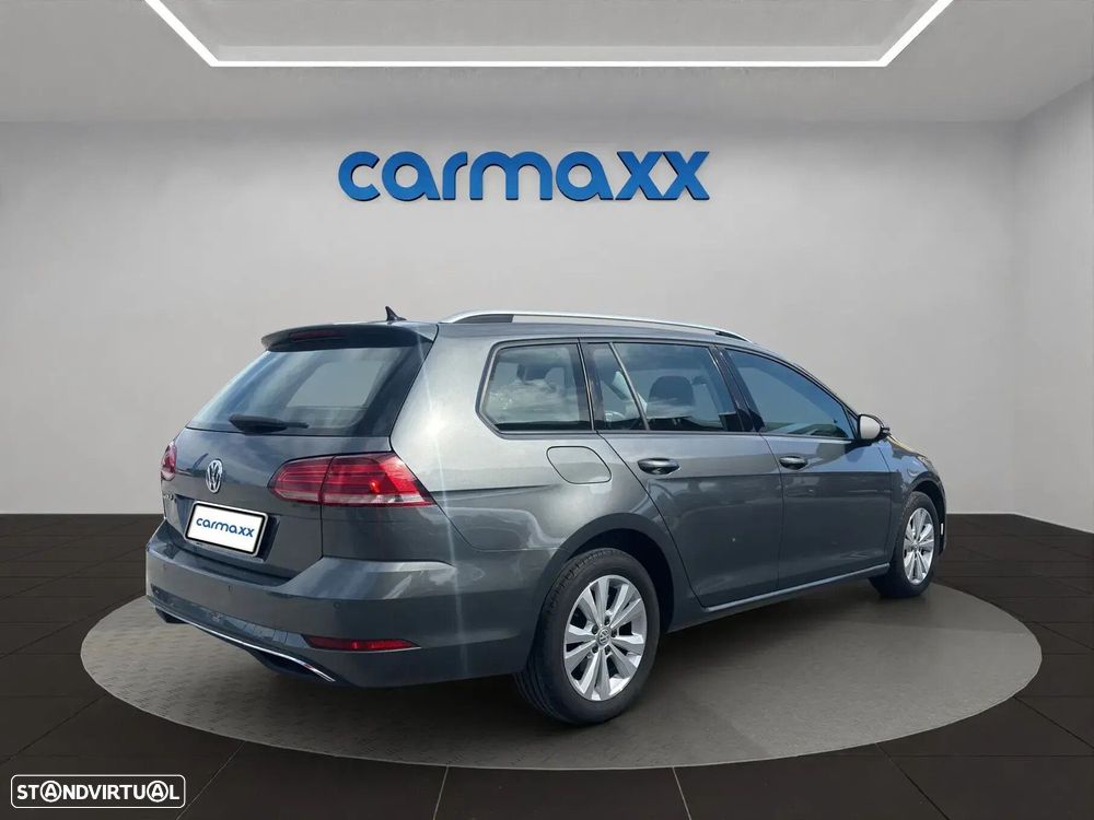 VW Golf Variant 1.6 TDi Confortline - 6