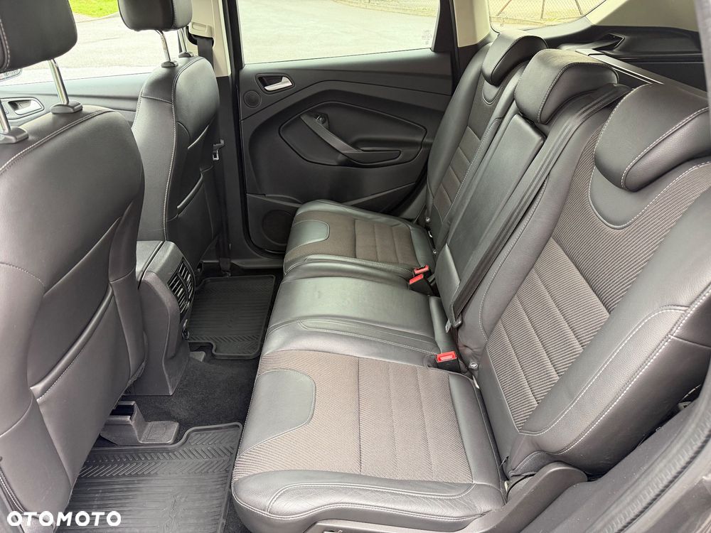 Ford Kuga 2.0 TDCi 4x4 Titanium - 8