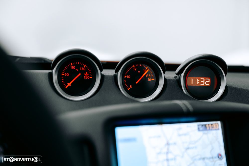 Nissan 370 Z - 17