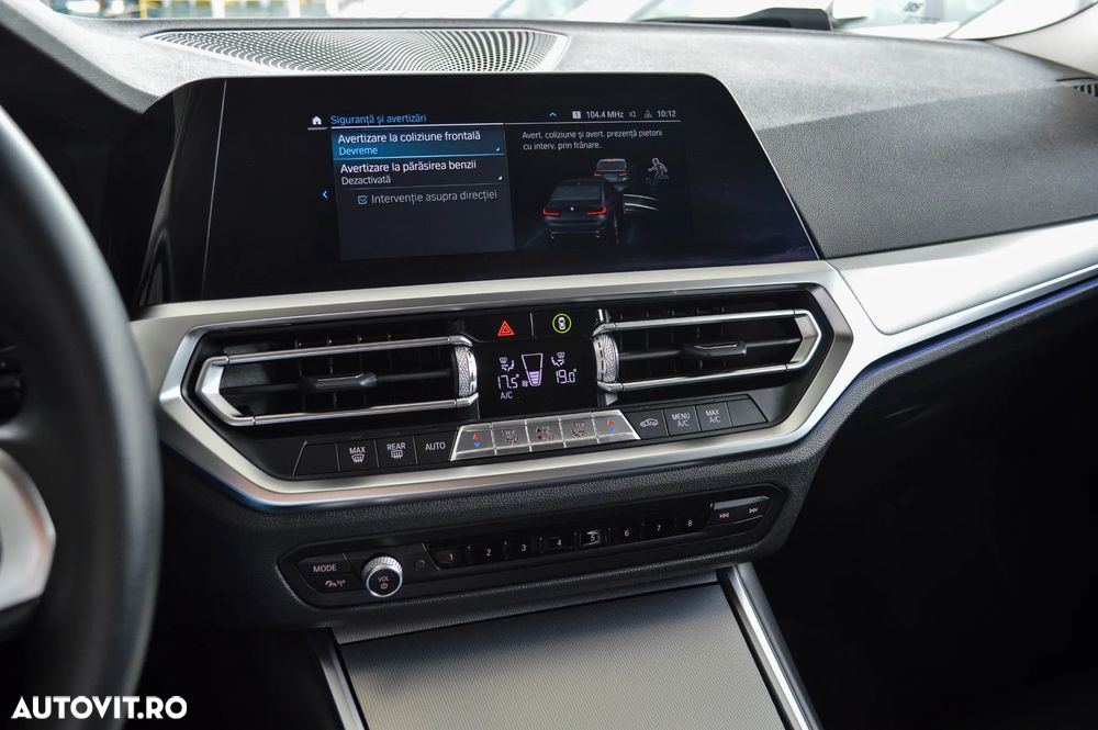BMW Seria 3 318d Aut. Advantage - 26
