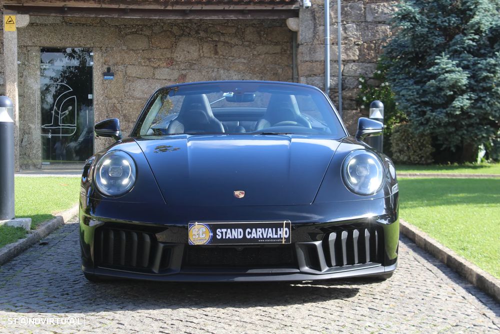 Porsche 911 (992) Carrera GTS - 2