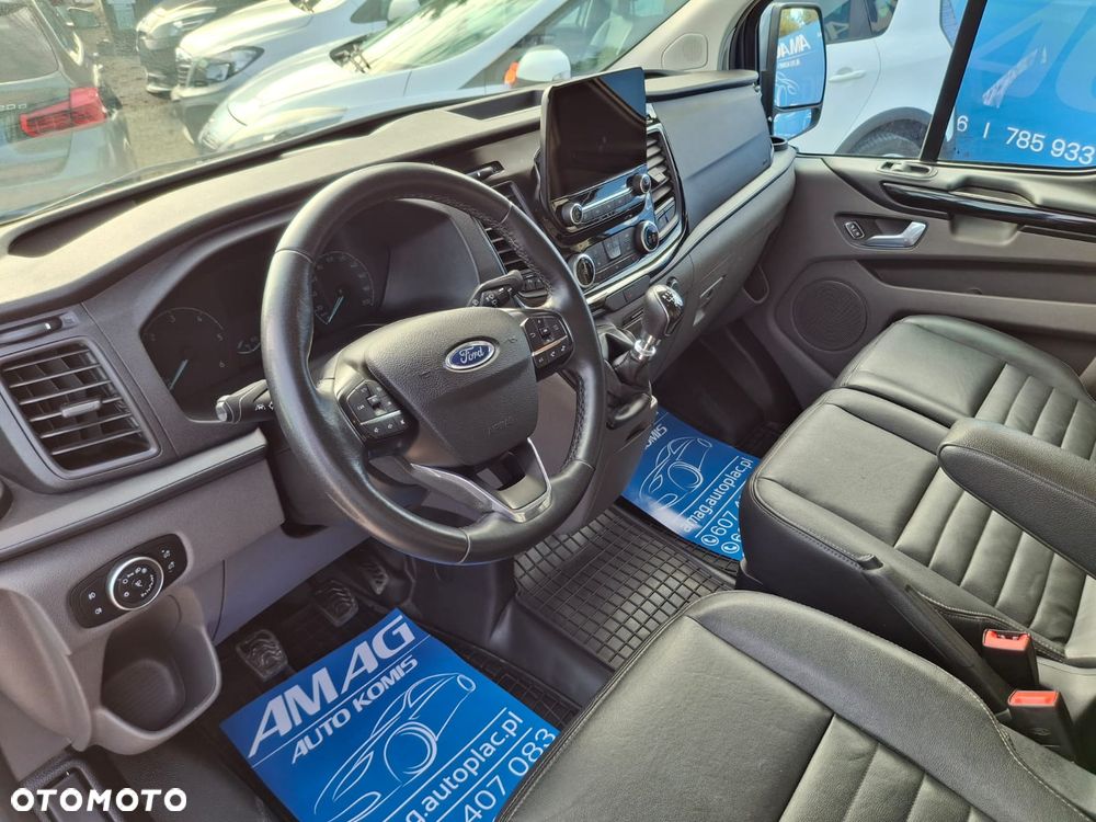 Ford TRANSIT CUSTOM - 17