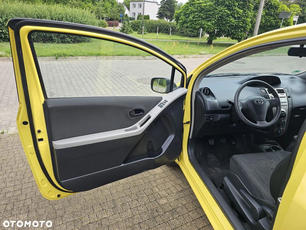 Toyota Yaris 1.33 Sol - 4