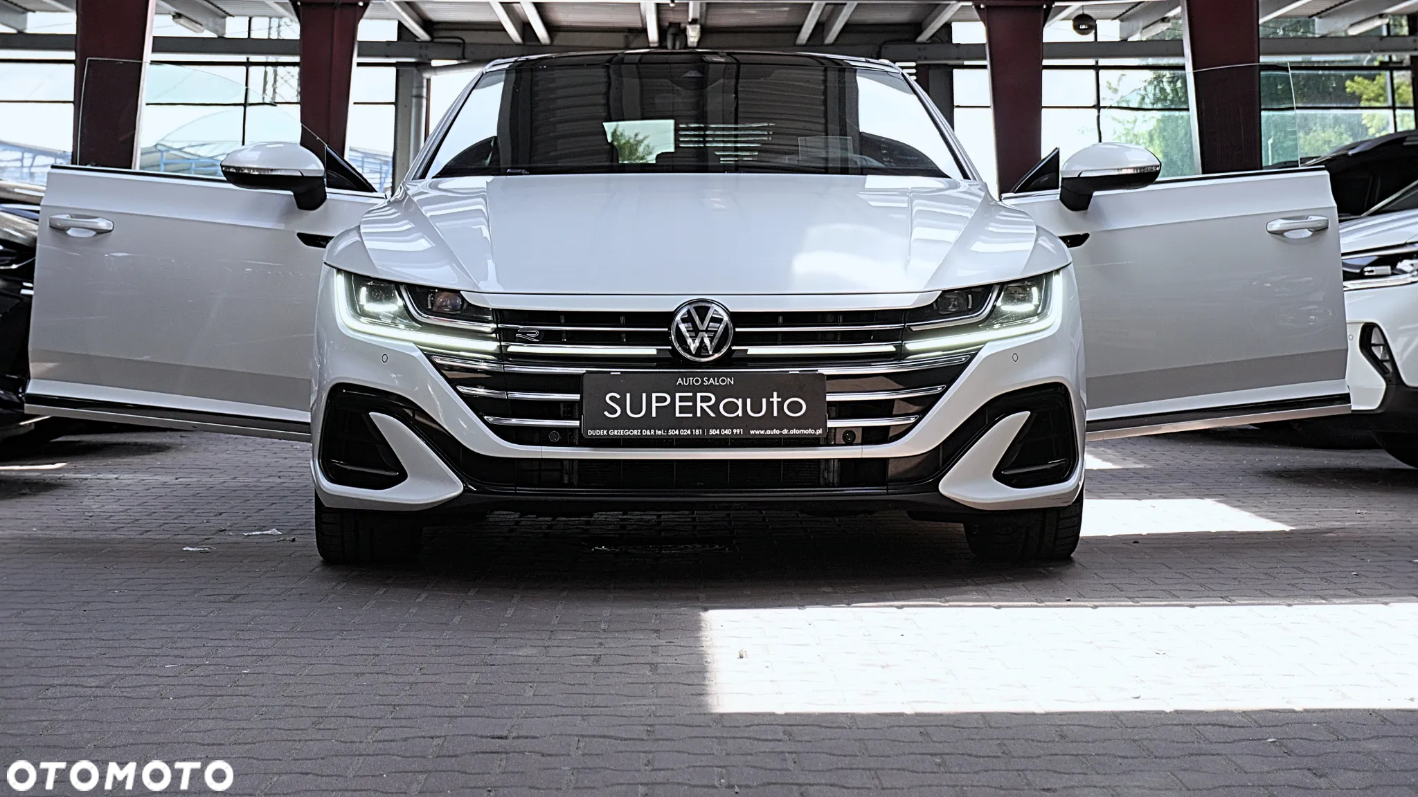 Volkswagen Arteon 2.0 TSI R-Line DSG - 4