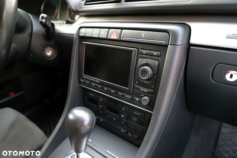 Audi A4 Avant - 8