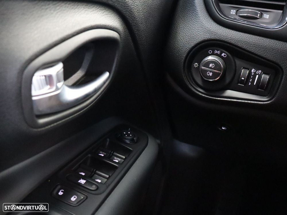 Jeep Renegade 1.3 TG Limited - 19