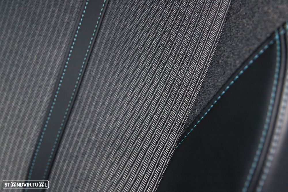 Peugeot 5008 1.5 BlueHDi Allure EAT8 - 19