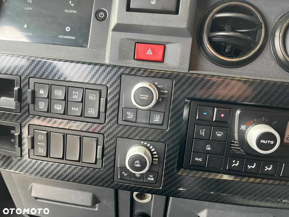 Renault HIGH 480 - 8