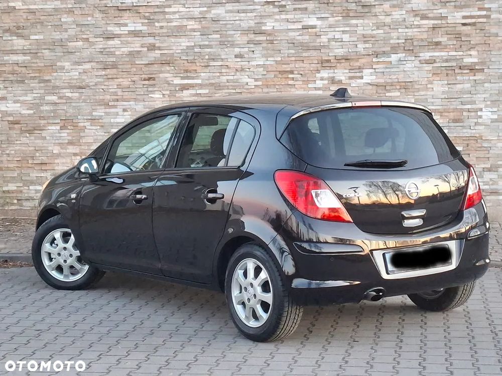 Opel Corsa 1.2 16V Color Edition - 5