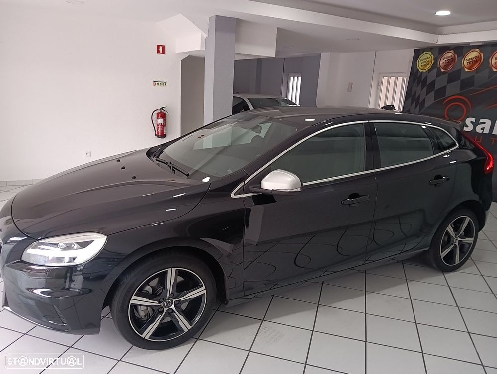 Volvo V40 2.0 D3 R-Design - 15