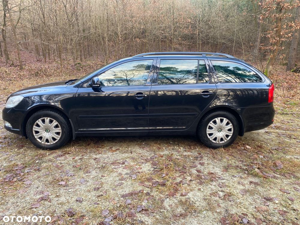 Skoda Octavia 1.6 TDI DPF Ambiente - 3