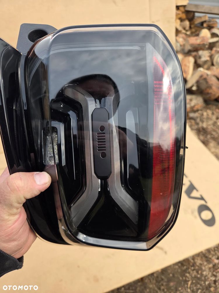 lampa prawa prawy tylna tył Jeep Avenger 52170736 0052170736 68664747AA - 15