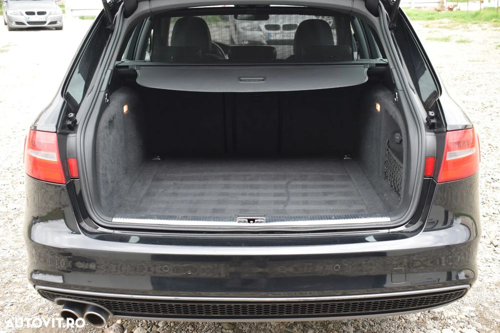 Audi A4 2.0 TDI DPF clean quattro S tronic S line Sportpaket - 33