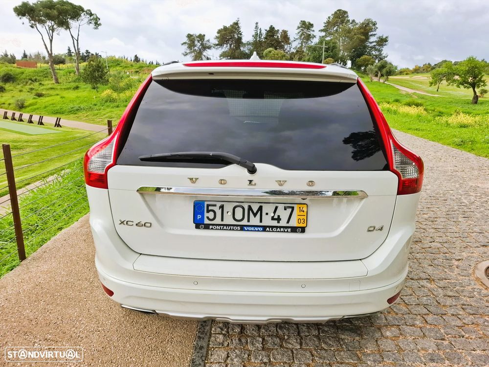 Volvo XC 60 2.0 D4 Kinetic Geartronic - 2