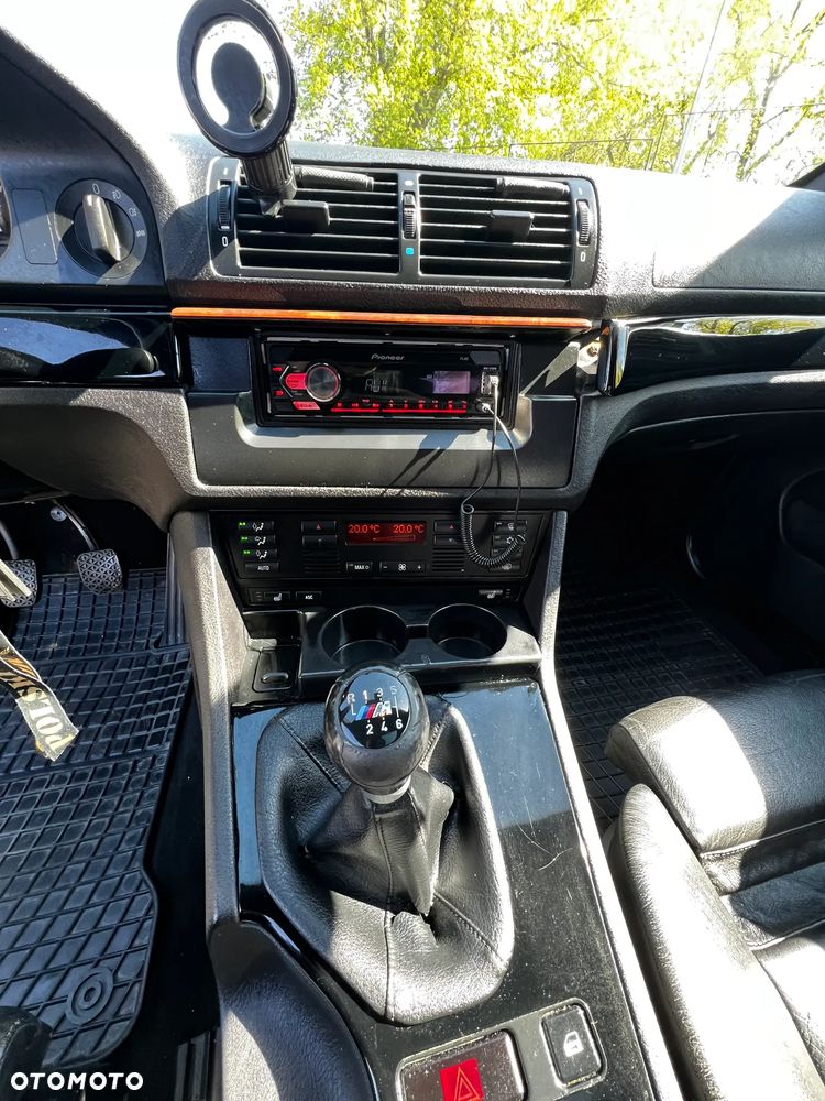 BMW Seria 5 525i - 5