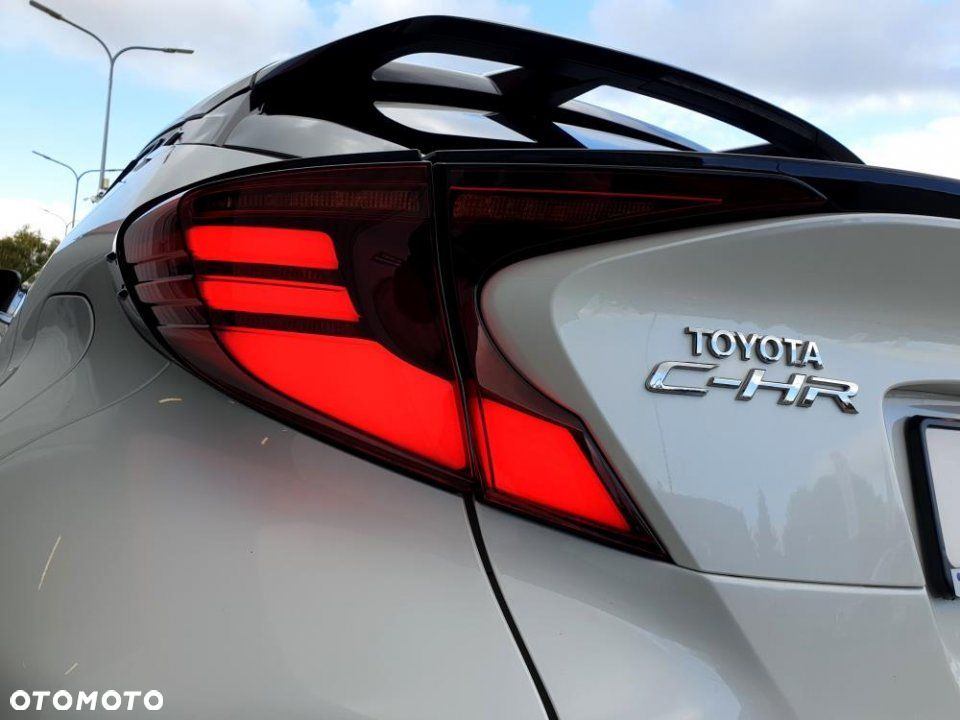 Toyota C-HR - 34