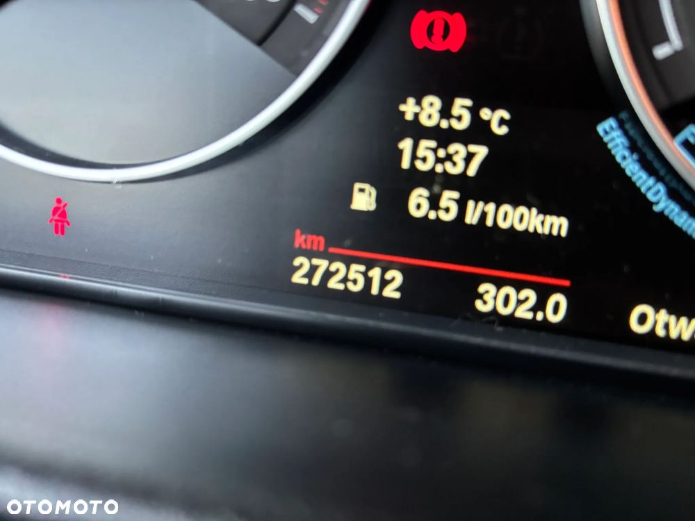 BMW Seria 3 316d Sport Line - 15