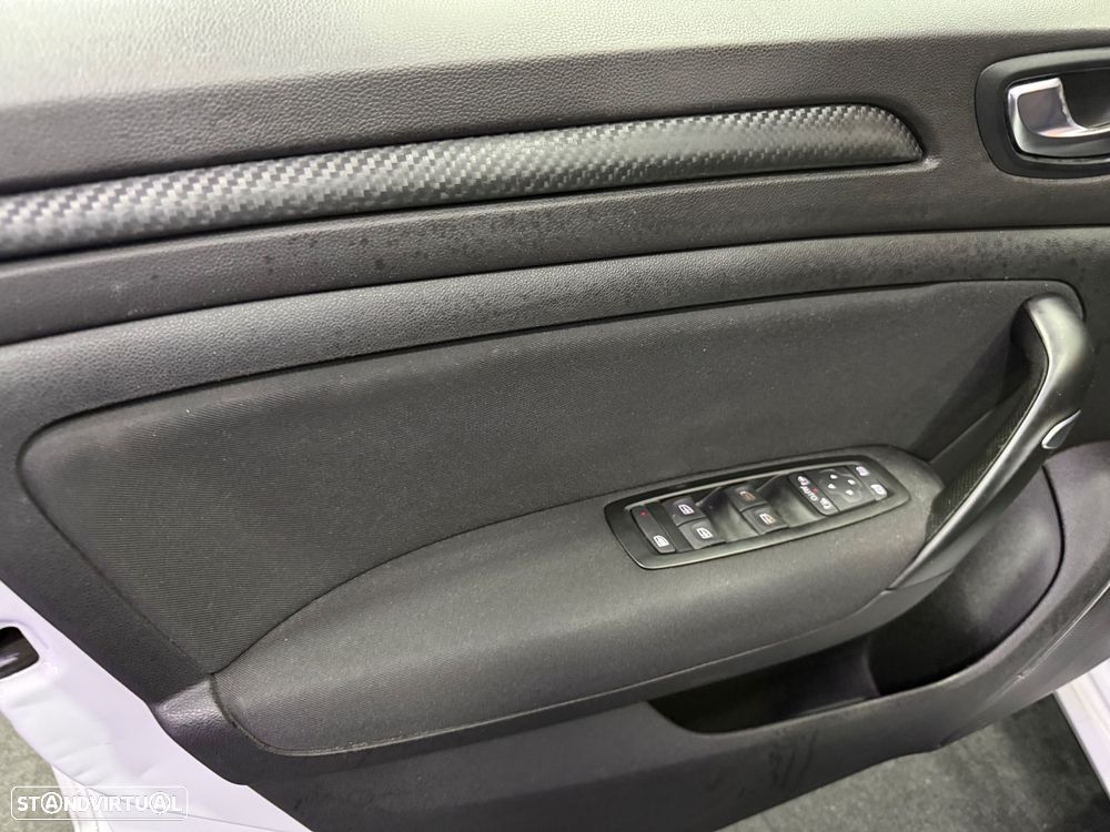 Renault Mégane ENERGY TCe 100 LIMITED - 6