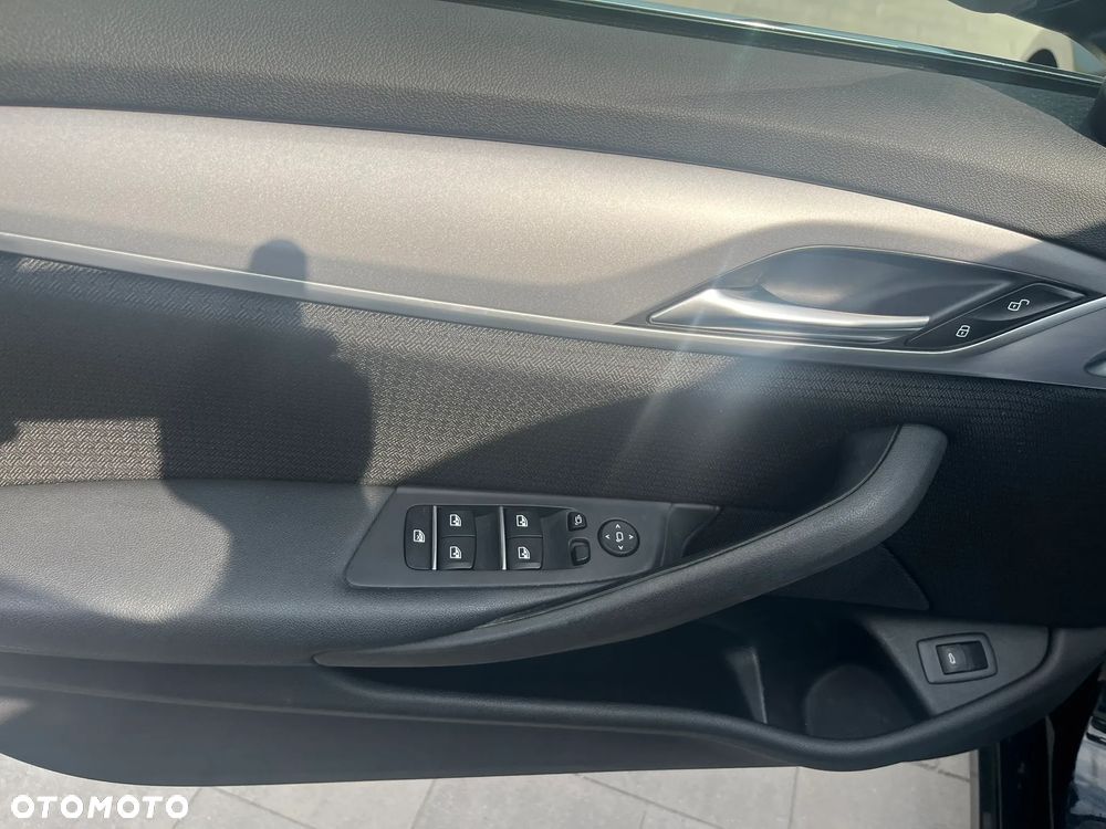 BMW Seria 5 520i GPF Business Edition - 11
