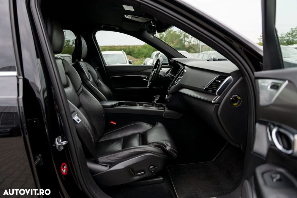 Volvo XC 90 D5 AWD Geartronic RDesign - 18