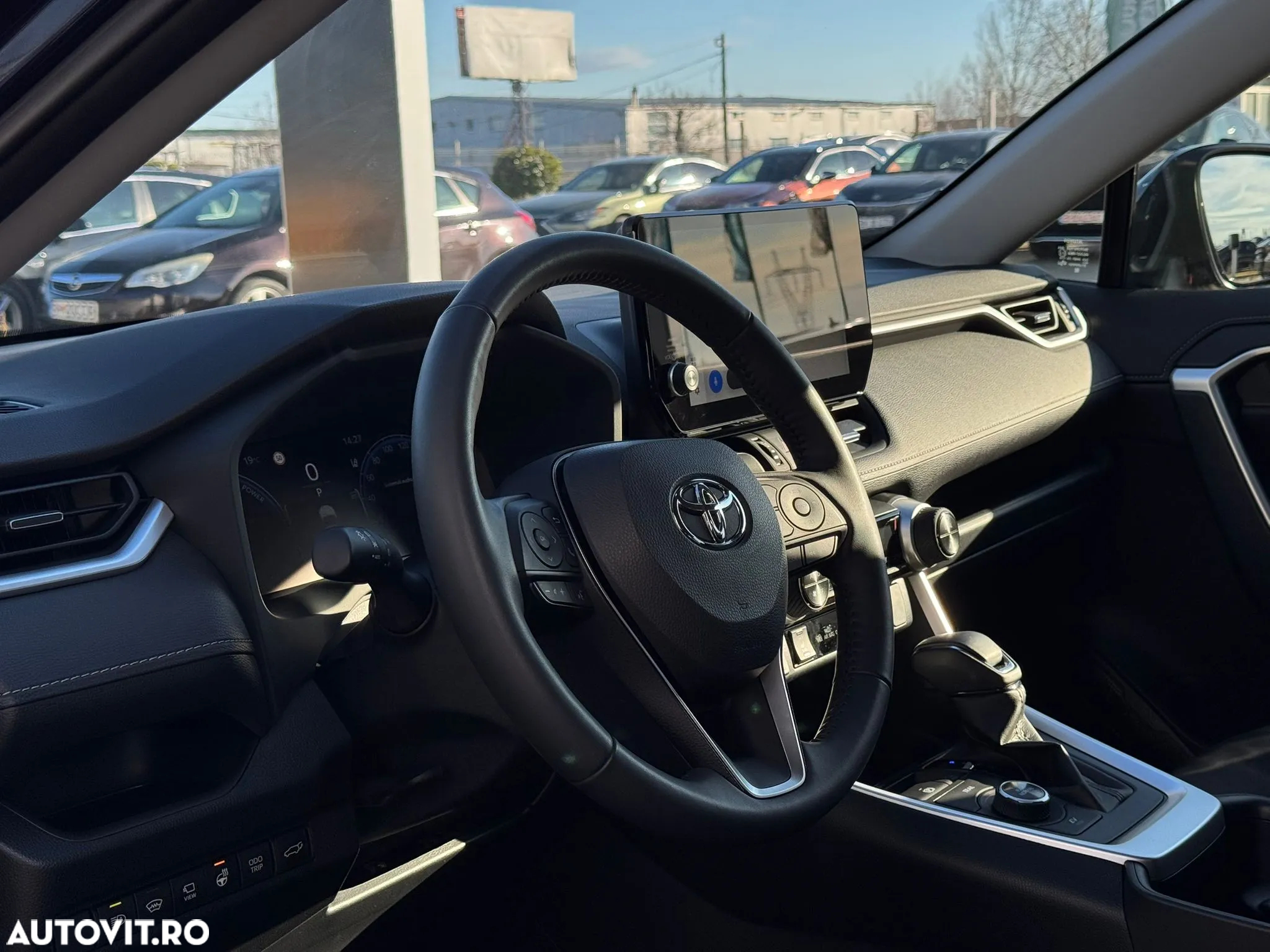 Toyota RAV4 2.5 Hybrid VVT-iE 4x4 Luxury - 11