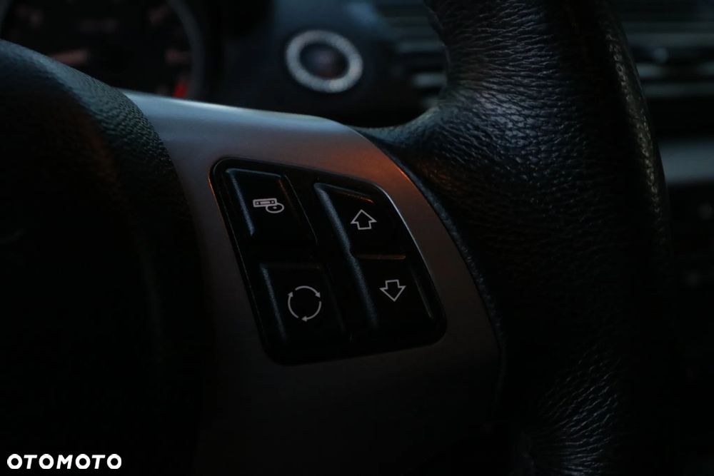 BMW Seria 1 120i - 17