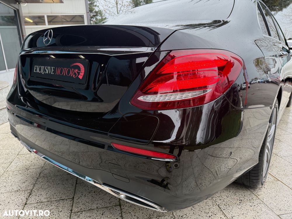 Mercedes-Benz E 300 de T 9G-TRONIC AMG Line - 31