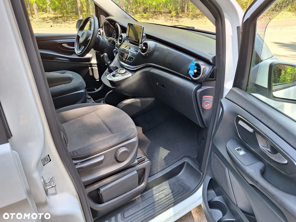 Mercedes-Benz Klasa V 200 CDI lang - 13