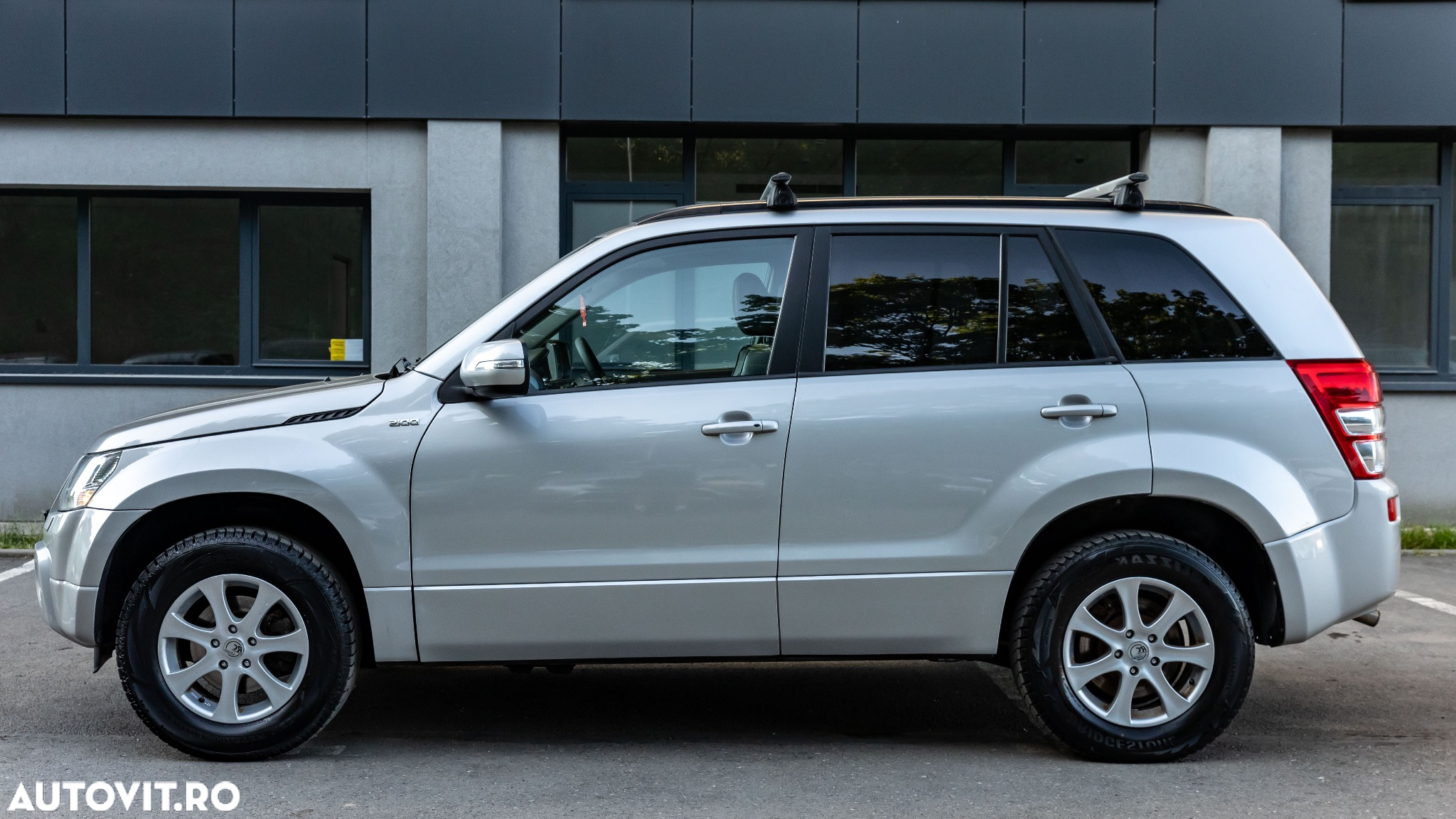 Suzuki Grand Vitara 1.9 DDiS Comfort - 23