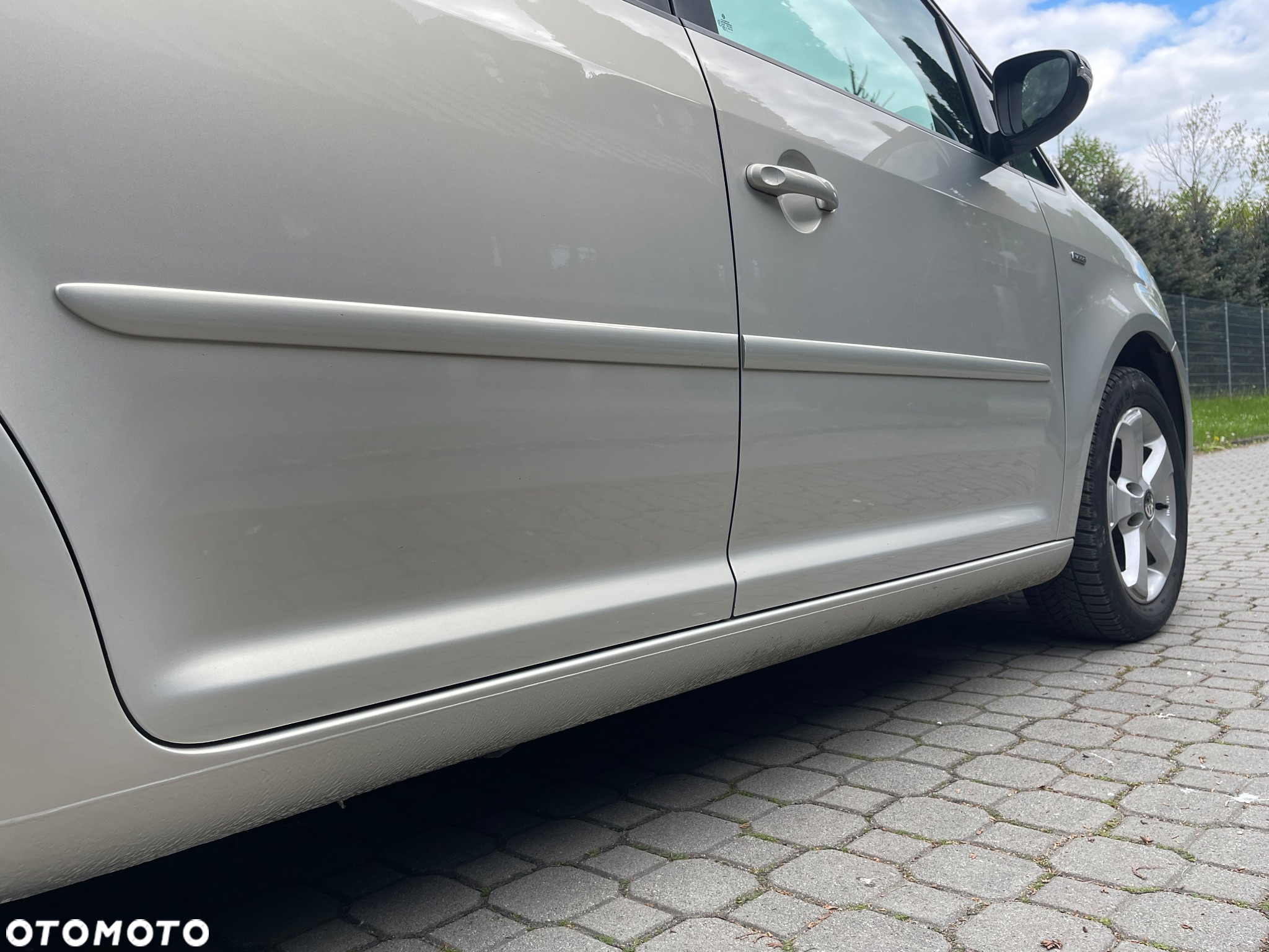 Volkswagen Touran 2.0 TDI DPF Highline DSG - 19