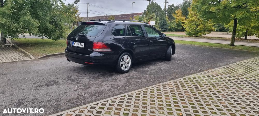 Volkswagen Golf 2.0 TDI DPF DSG MATCH - 12