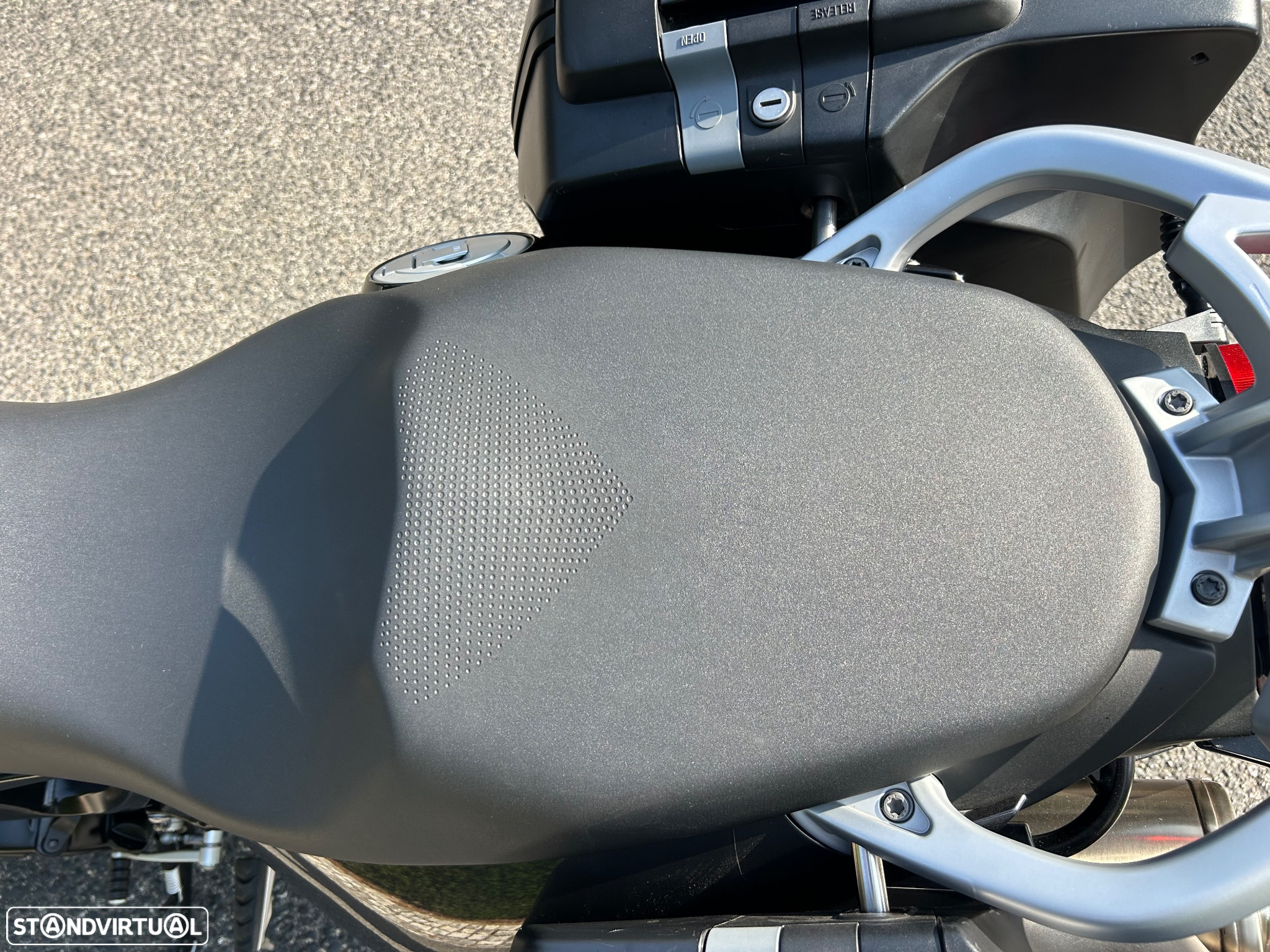 BMW F 800 GT - 24