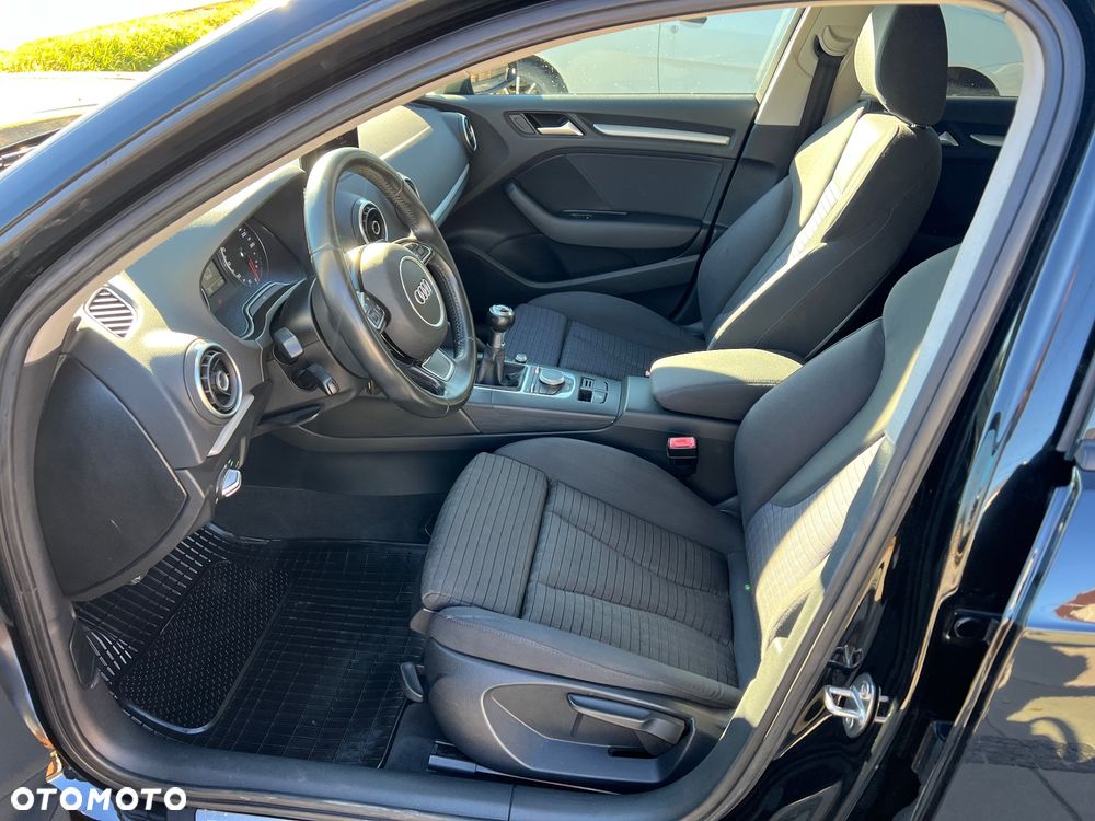 Audi A3 Sportback - 11