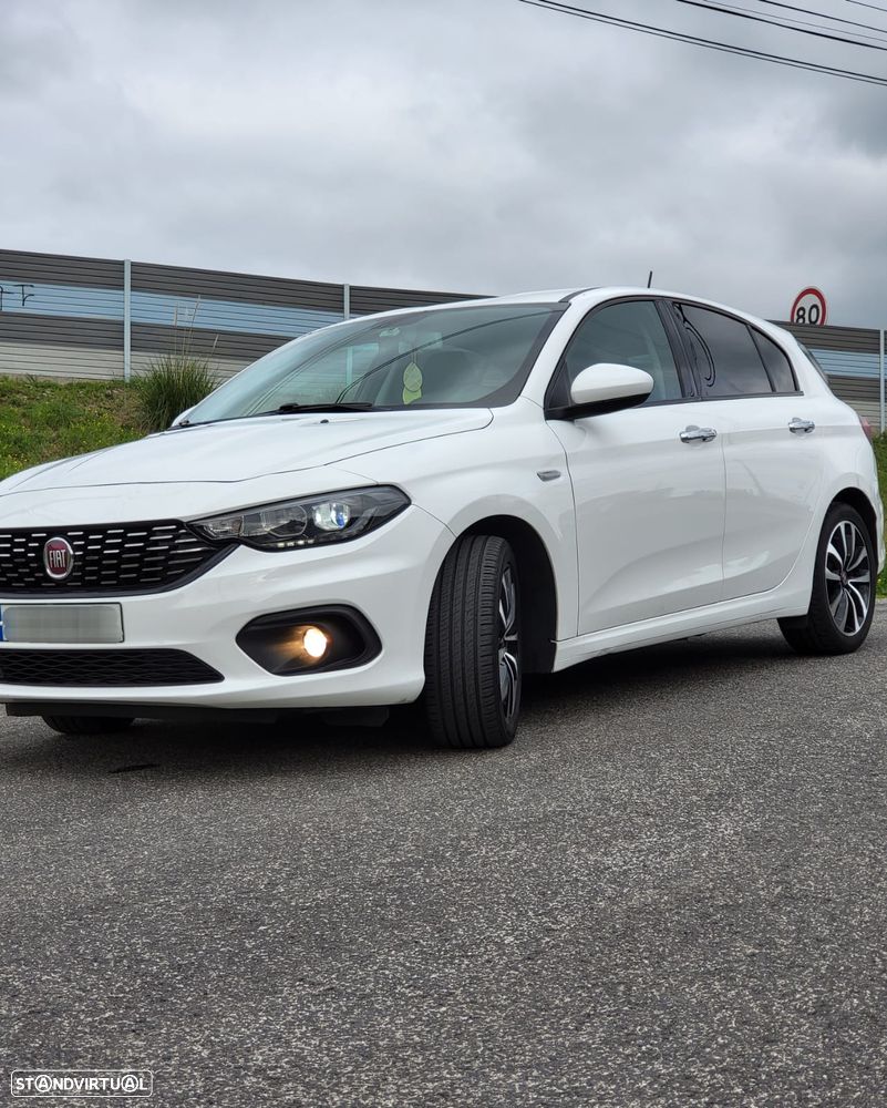 Fiat Tipo 1.3 M-Jet Lounge Tech - 1