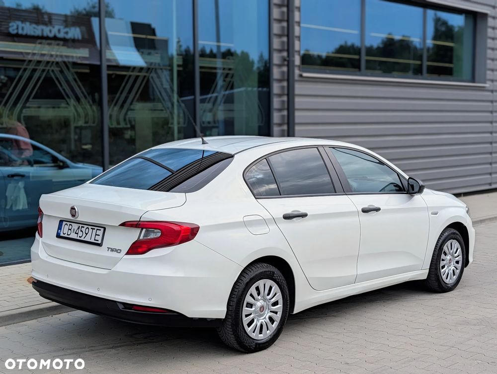 Fiat Tipo 1.6 E-Torq 16v Easy - 2