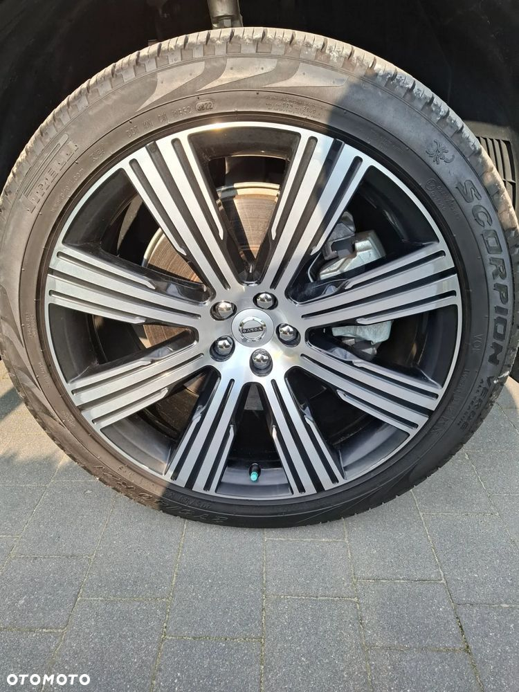 Volvo XC 90 T8 AWD Plug-In Hybrid Plus Bright 7os - 27