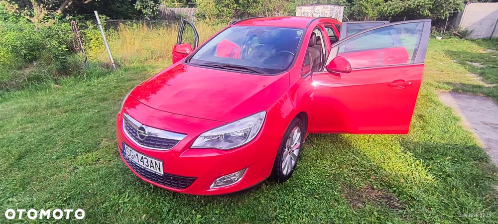 Opel Astra 1.4 Turbo 150 Jahre - 17