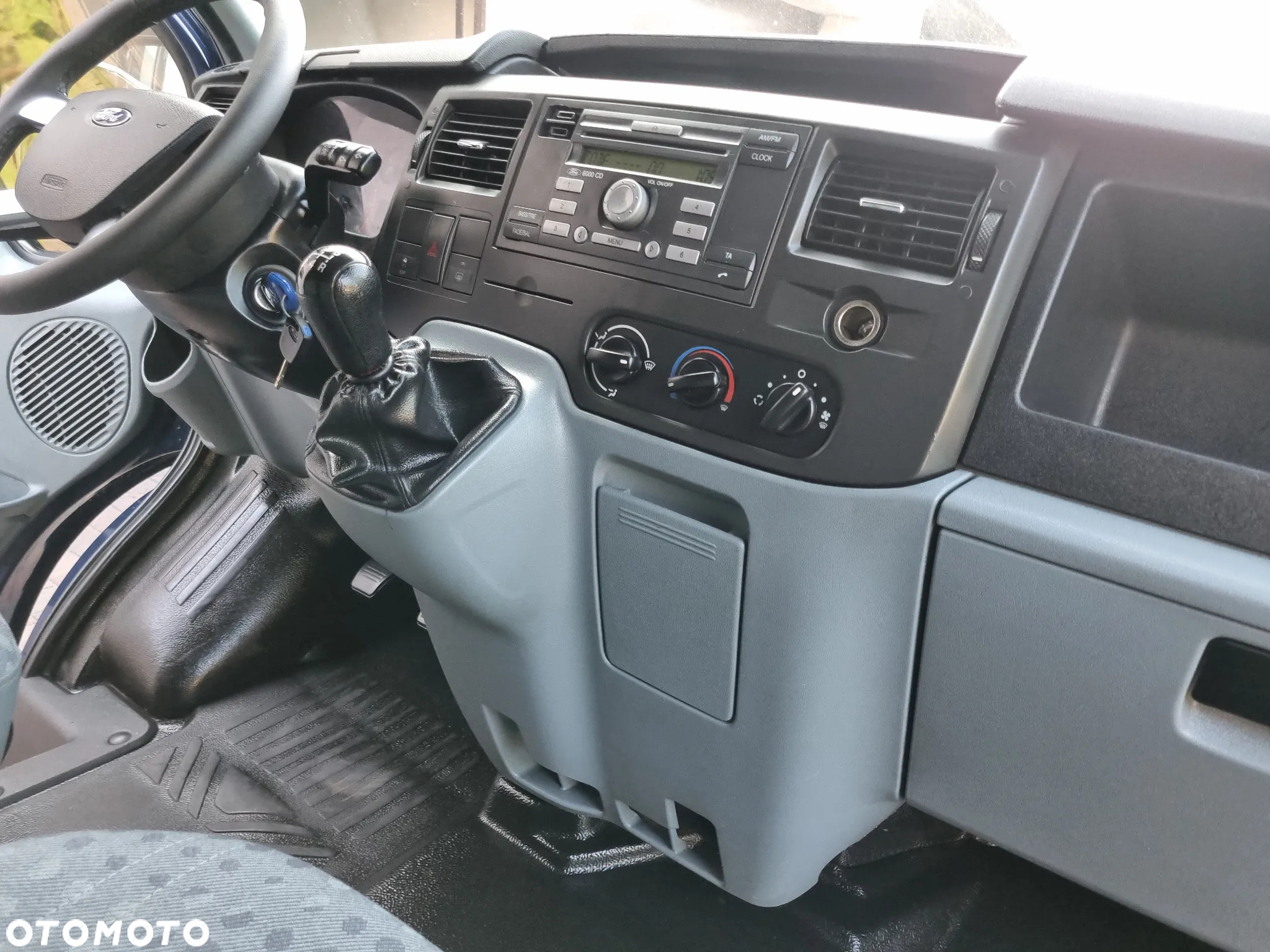 Ford Transit - 27
