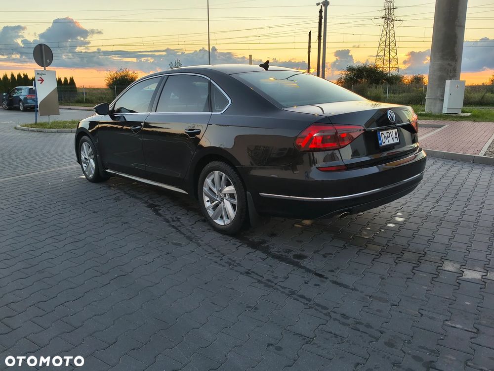 Volkswagen Passat - 6